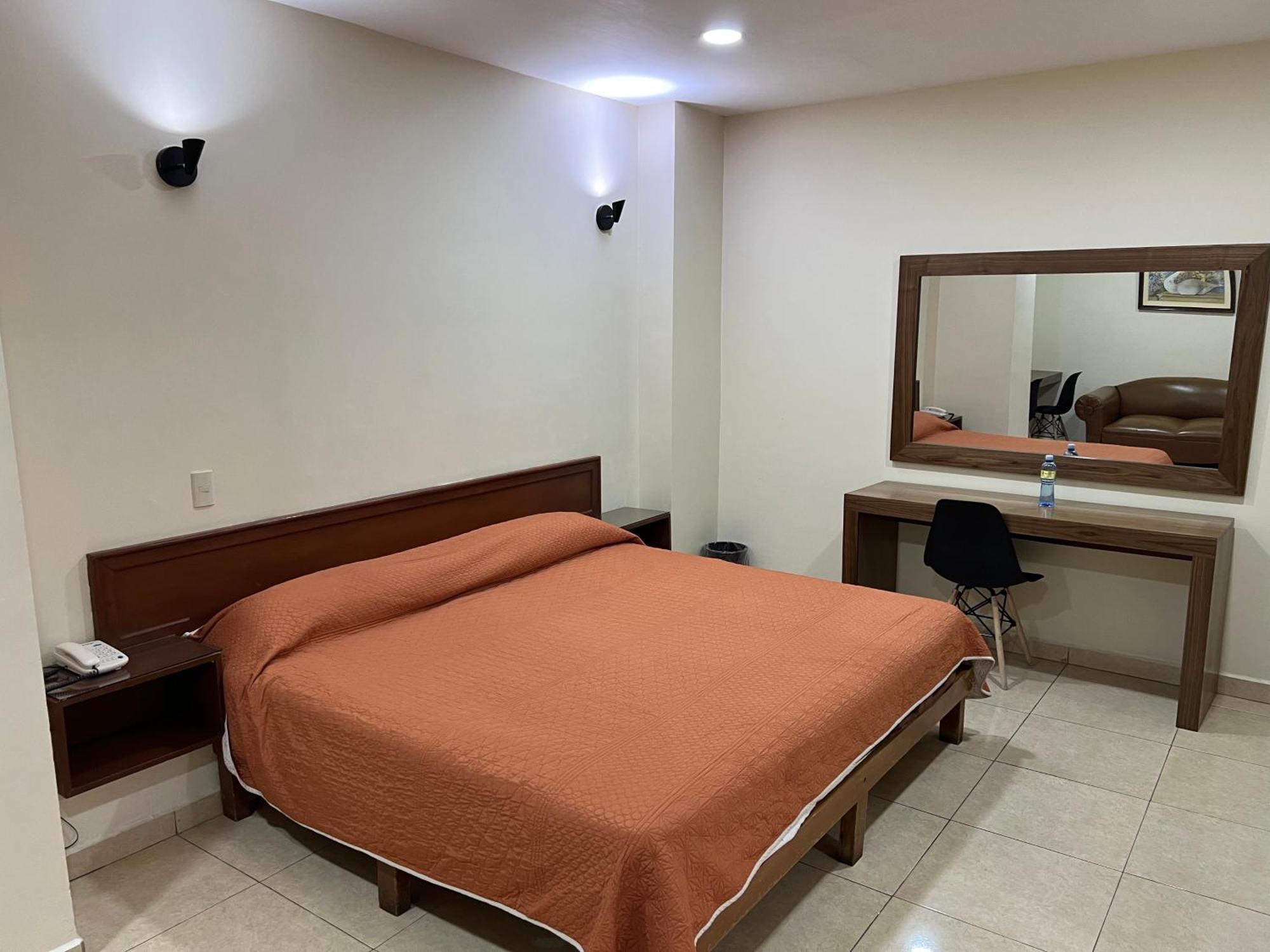 Hotel Fiesta Altena Tepatitlán de Morelos Kültér fotó