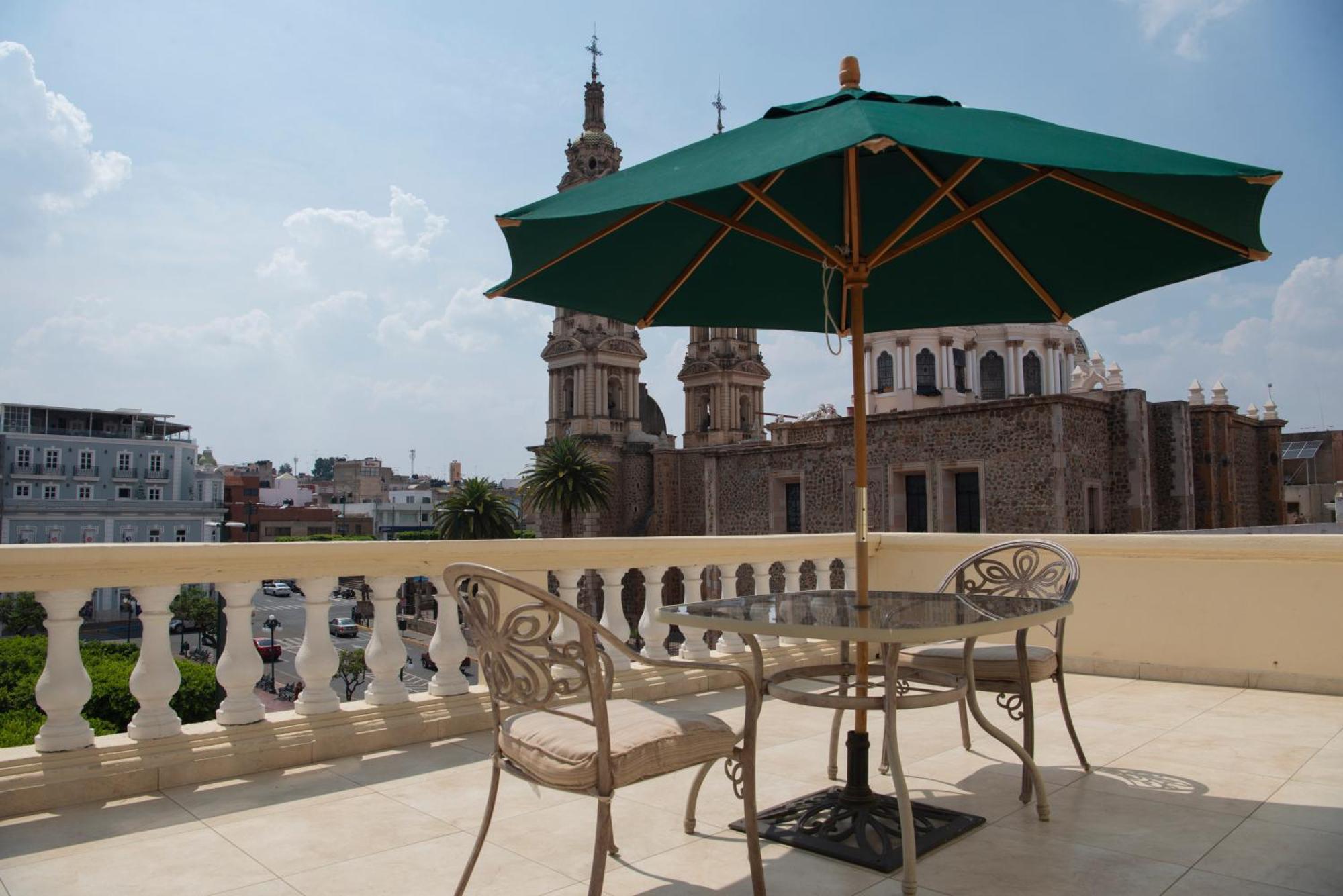 Hotel Fiesta Altena Tepatitlán de Morelos Kültér fotó